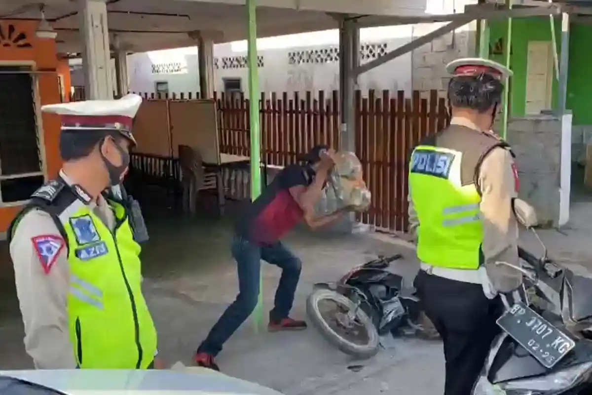 Marah Tak Terima Dihentikan Polisi, Pengendara di Karimun Ini Akhirnya Minta Maaf ke Polres Karimun