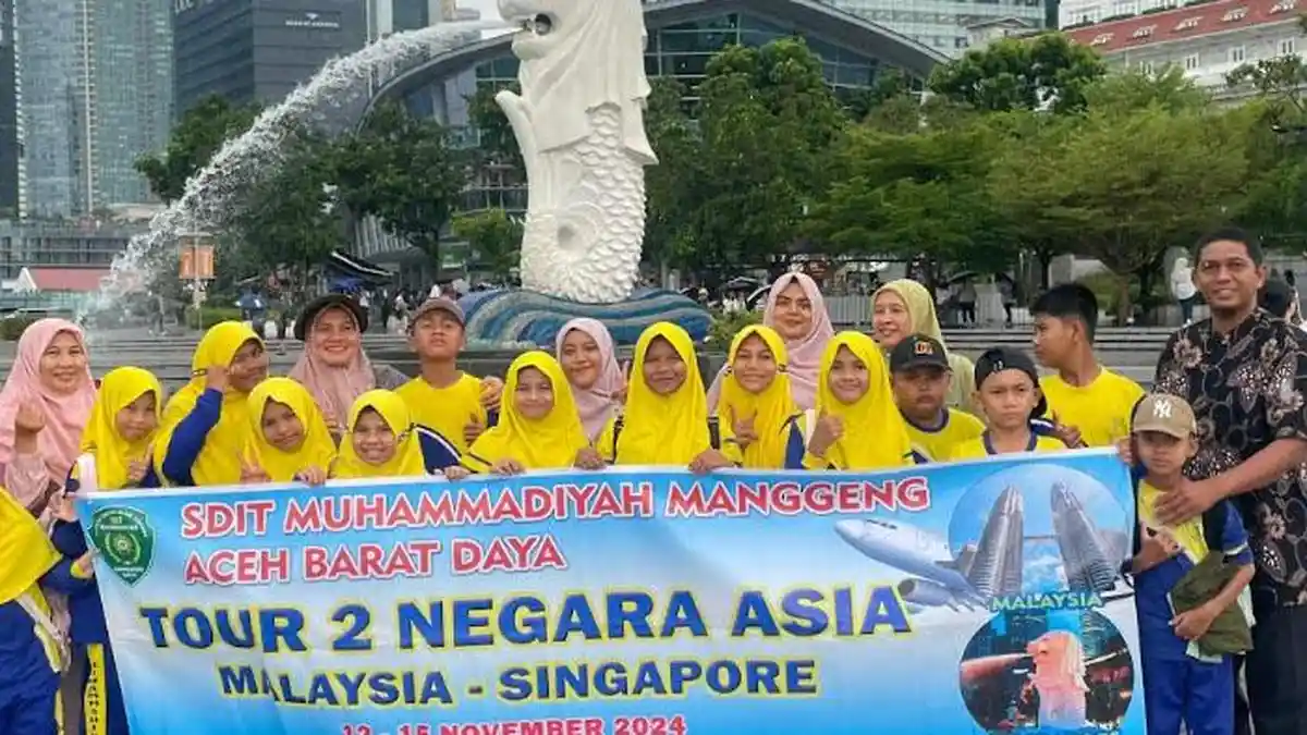 Murid dan Guru SDIT Muhammadiyah Manggeng Abdya Melakukan Tour ke Malaysia dan Singapura
