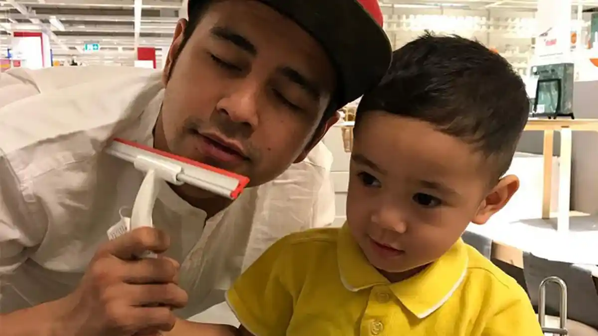 Sekali Posting Tak Dihujat, Raffi Ahmad dan Rafathar Sukses Bikin Ngakak, Kompak Banget!