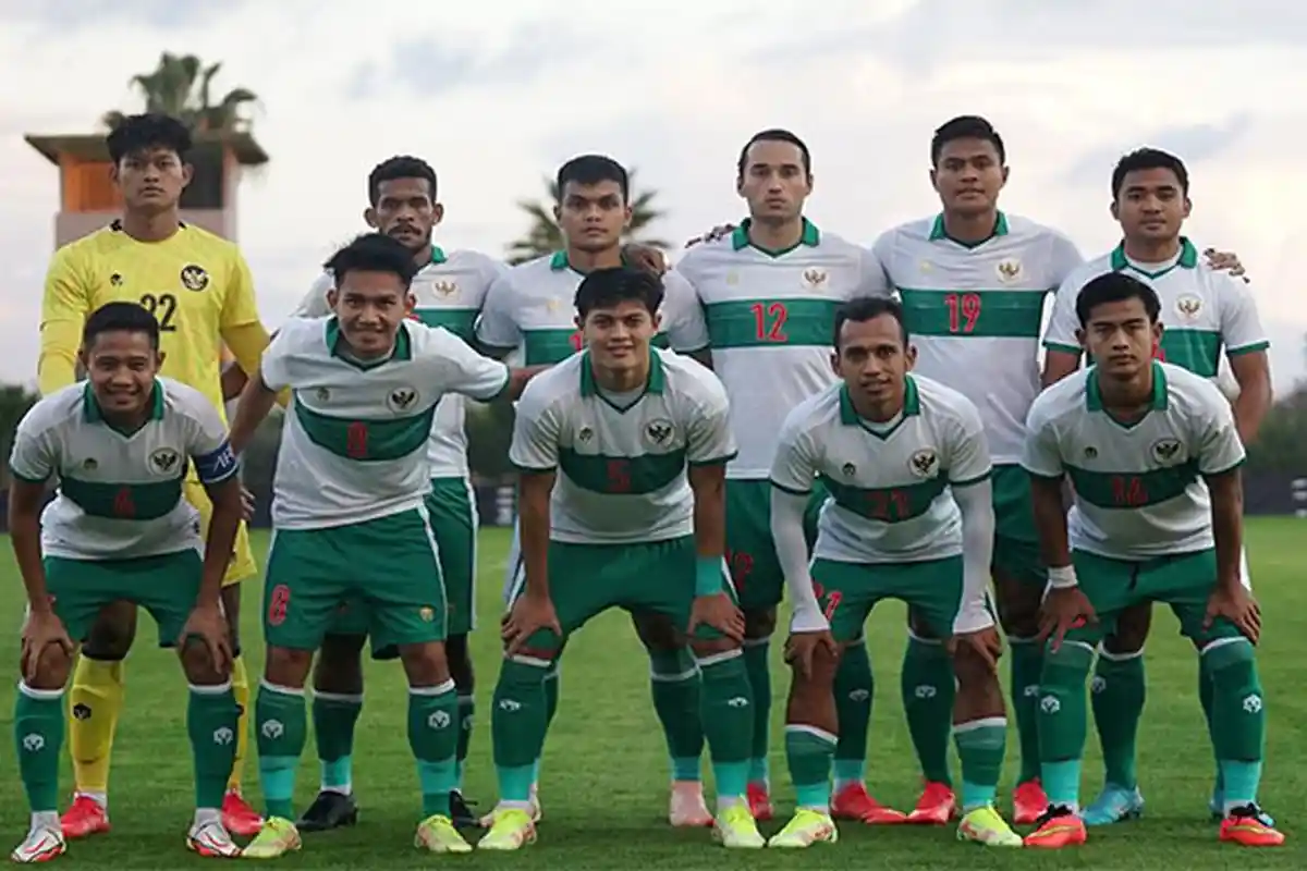 Sosok Bek Muda PSIS Semarang yang Tampil Apik di Timnas Indonesia, Pernah Trial di Persib Bandung