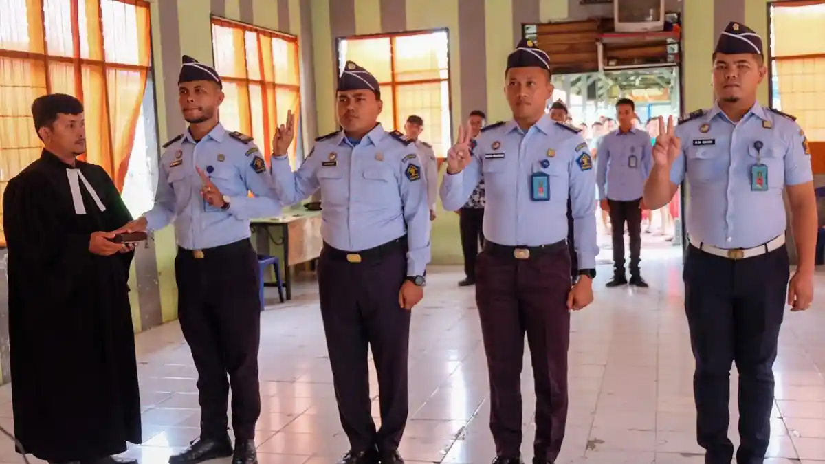 RESMI, 4 Pegawai Lapas Labuhan Bilik Dilantik sebagai Pengaman Pemasyarakatan Pemula
