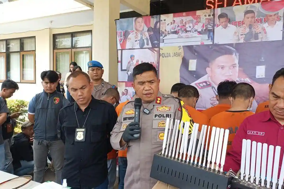 Polisi Bekuk Manajer Provider di Sukabumi yang Jual SIM Card Baru dengan Memakai Data Orang Lain