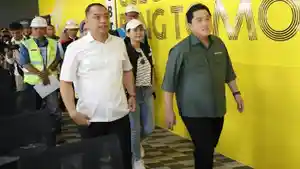Wali-Kota-Surabaya-Eri-Cahyadi-bersama-Ketua-Umum-PSSI-Erick-Thohir.jpg