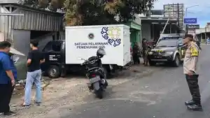 Mobil-MBG-Seruduk-3-Rumah-Warga.jpg