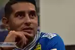 pemain-gelandang-persib-bandung-esteban-vizcarra.jpg