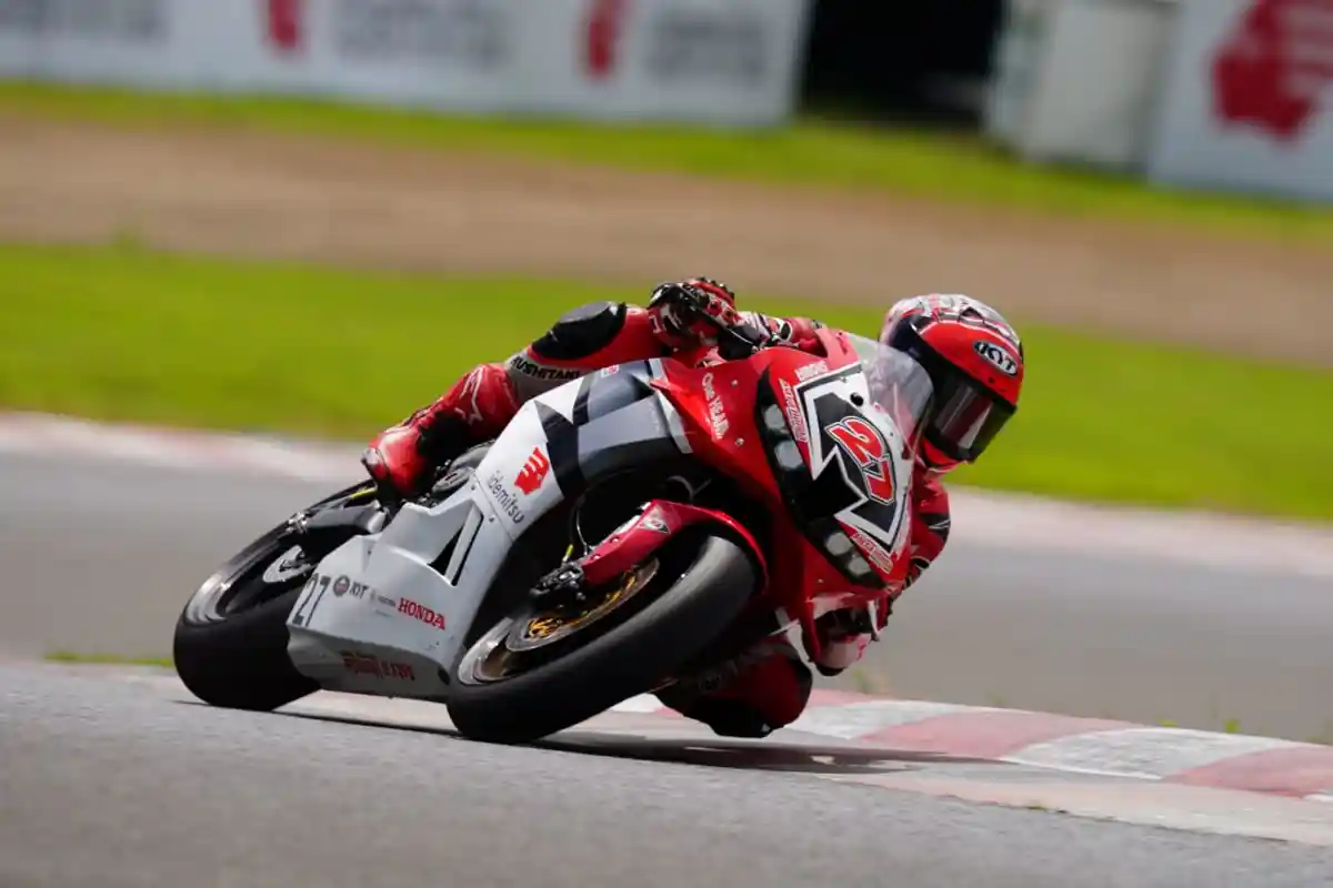 Pebalap Binaan Astra Honda Berhasil Kibarkan Merah Putih di ARRC Jepang