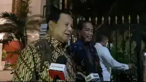 Ketua-Umum-Partai-Gerindra-Prabowo-Subianto-dan-Jokowi.jpg