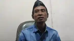 Ayah-kandung-pelajar-SMK-yang-ditembak-polisi.jpg