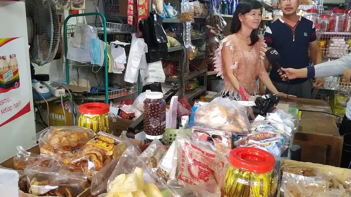 Larang Borong Sembako, Penjual Ini Akui Tak Tahu Dirinya Viral di Twitter