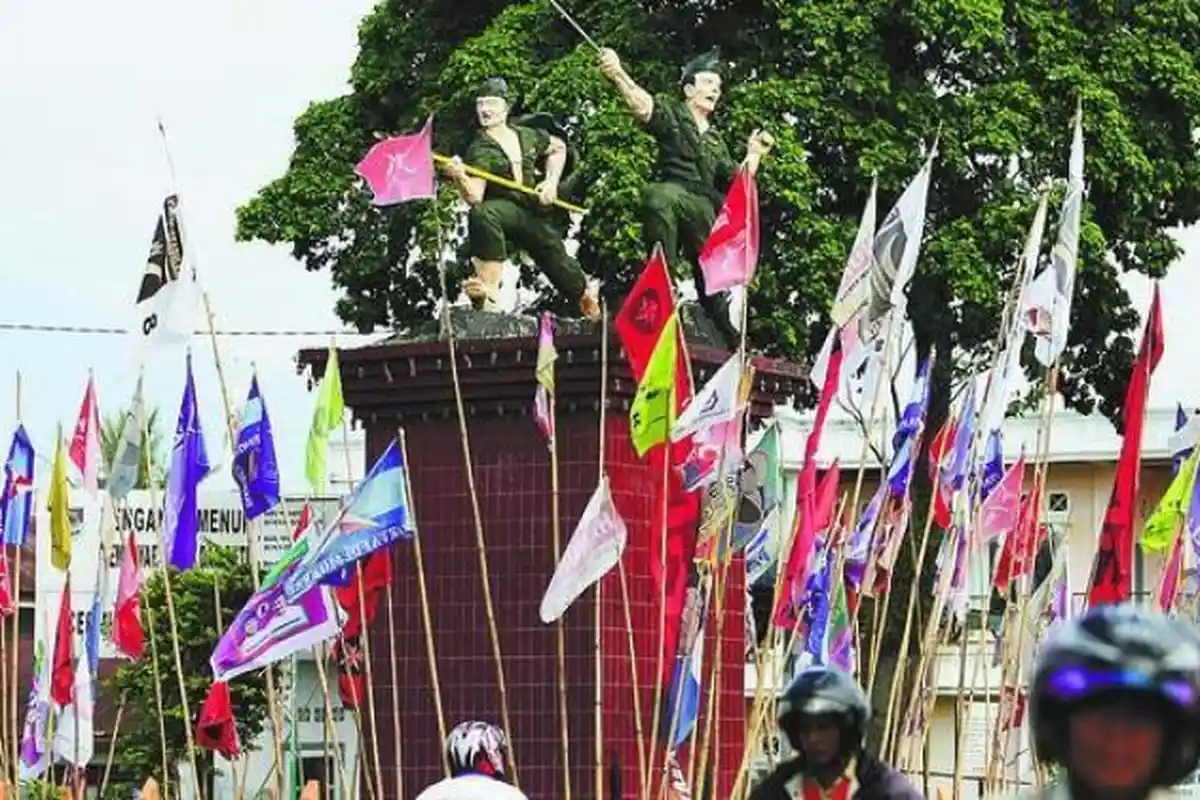 Survei Pemilu 2024: PDIP-Gerindra Rebut Jokowi Efek, PSI Lolos ke Senayan