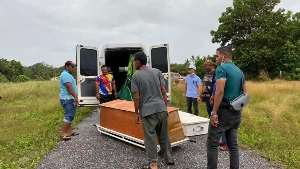Warga Aceh di Malaysia Makamkan Jenazah Mukhtaruddin