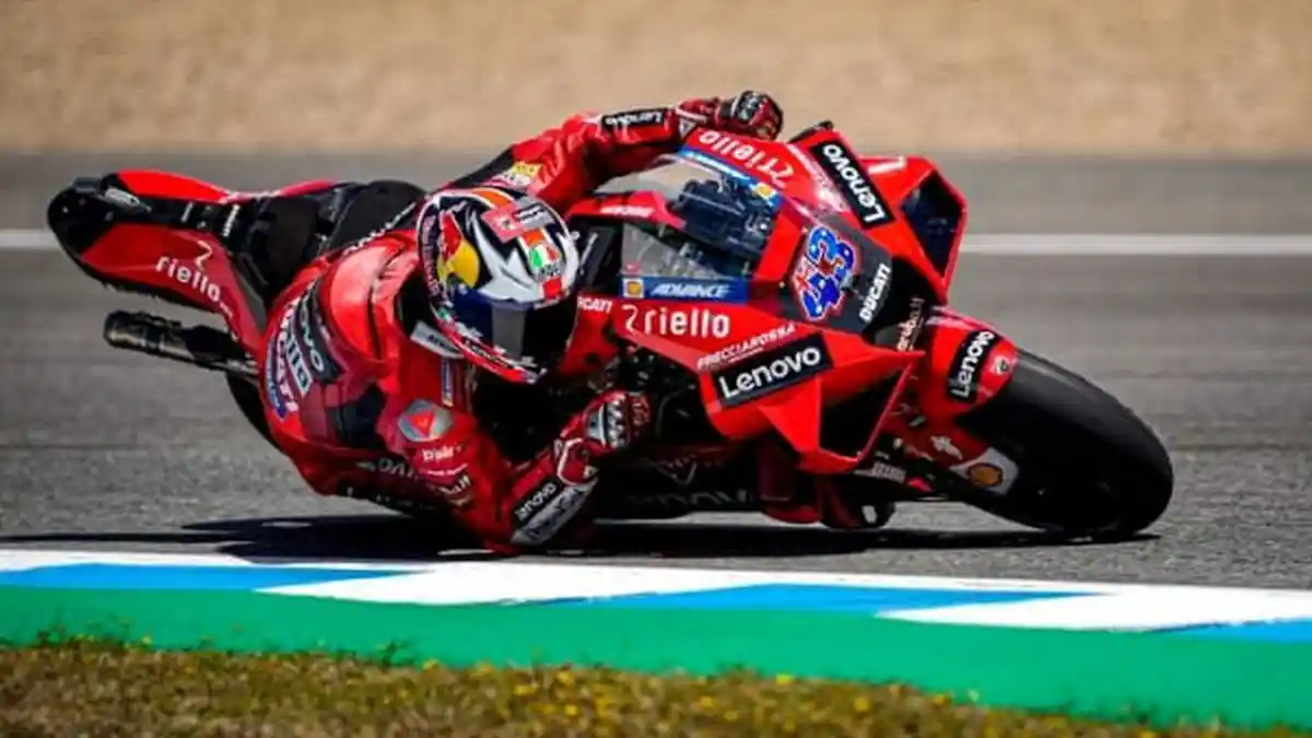 Hasil FP1 MotoGP Prancis 2021: Lintasan Basah Persulit Pebalap, Miller Tercepat Berkat Pilihan Ban