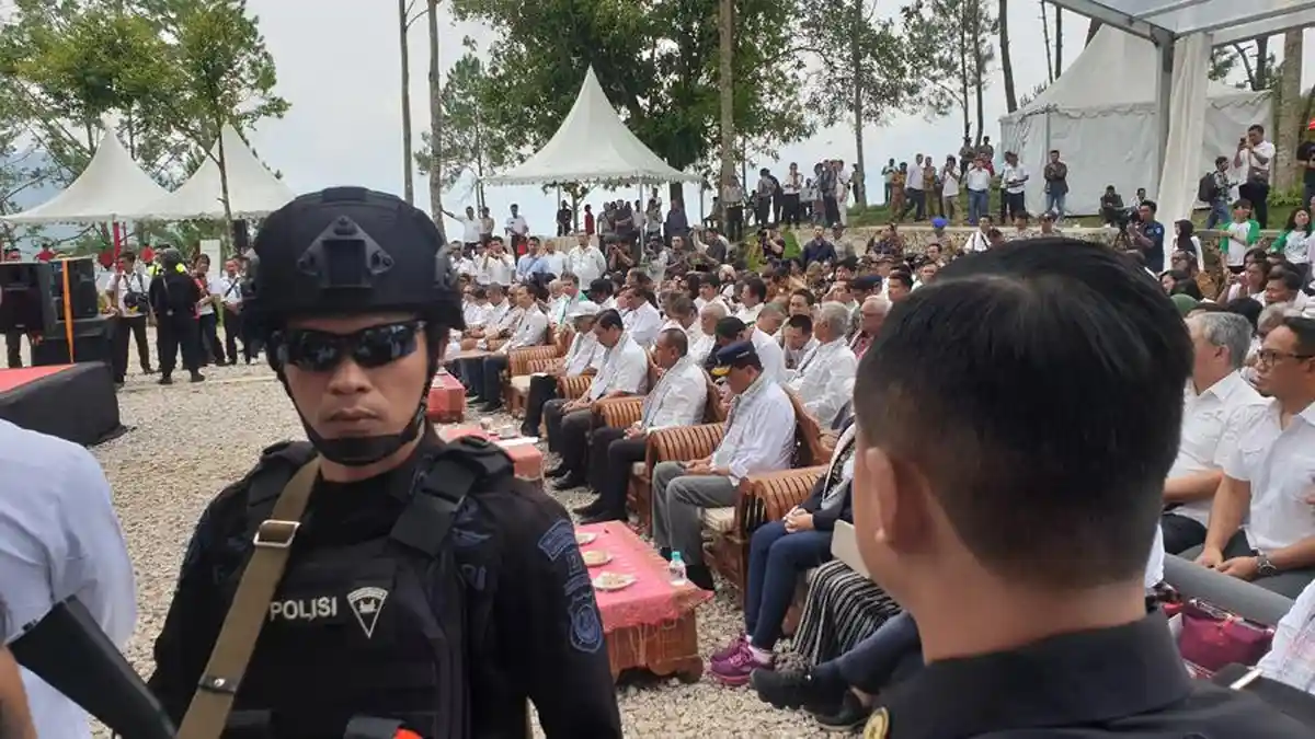 Wiranto Diserang, Tiga Menteri Jokowi Dikawal Ketat Brimob