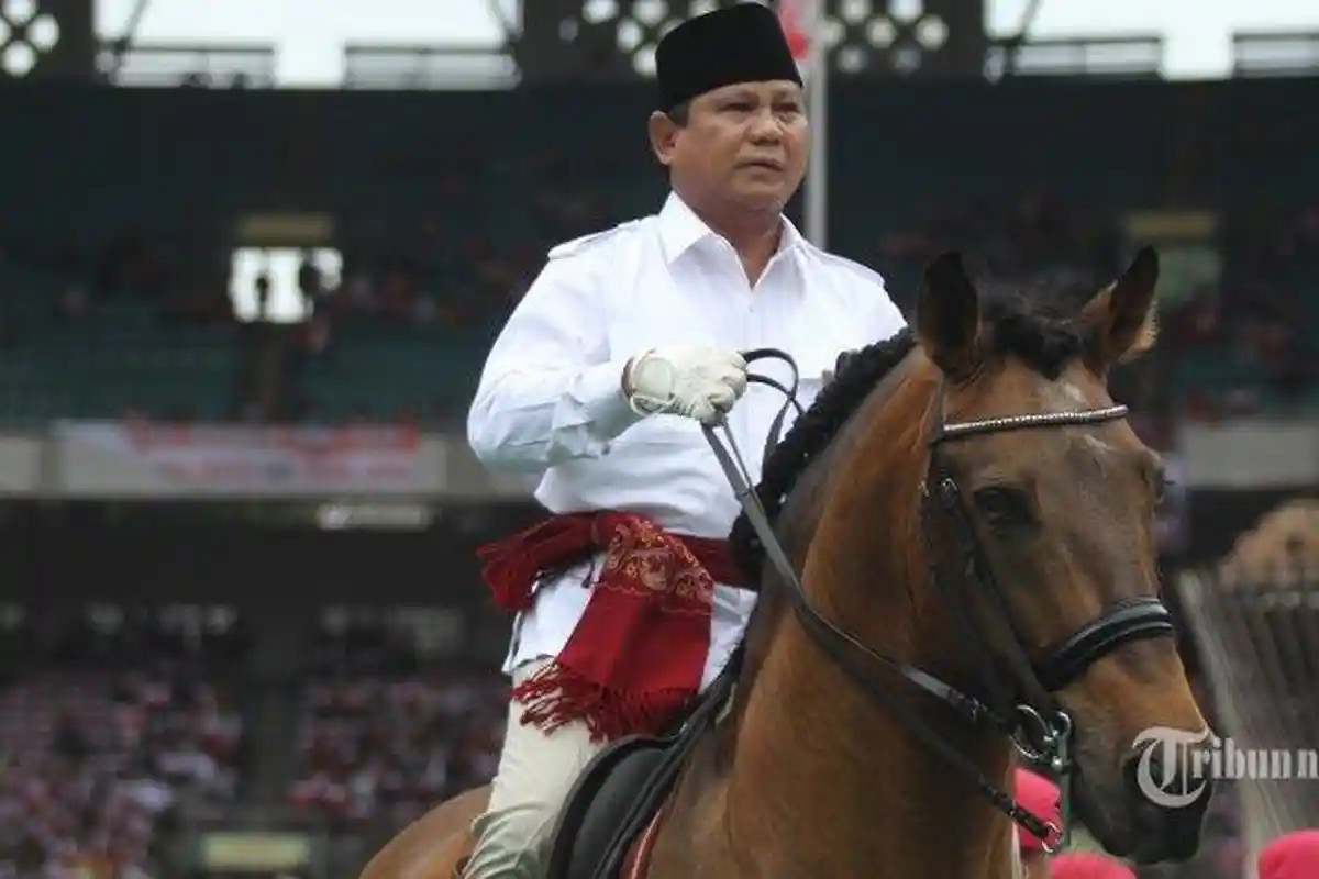 Dipuji Prabowo Karena Berhasil Lengserkan Ahok, Zulkifli Minta Jangan Ditanggapi Serius
