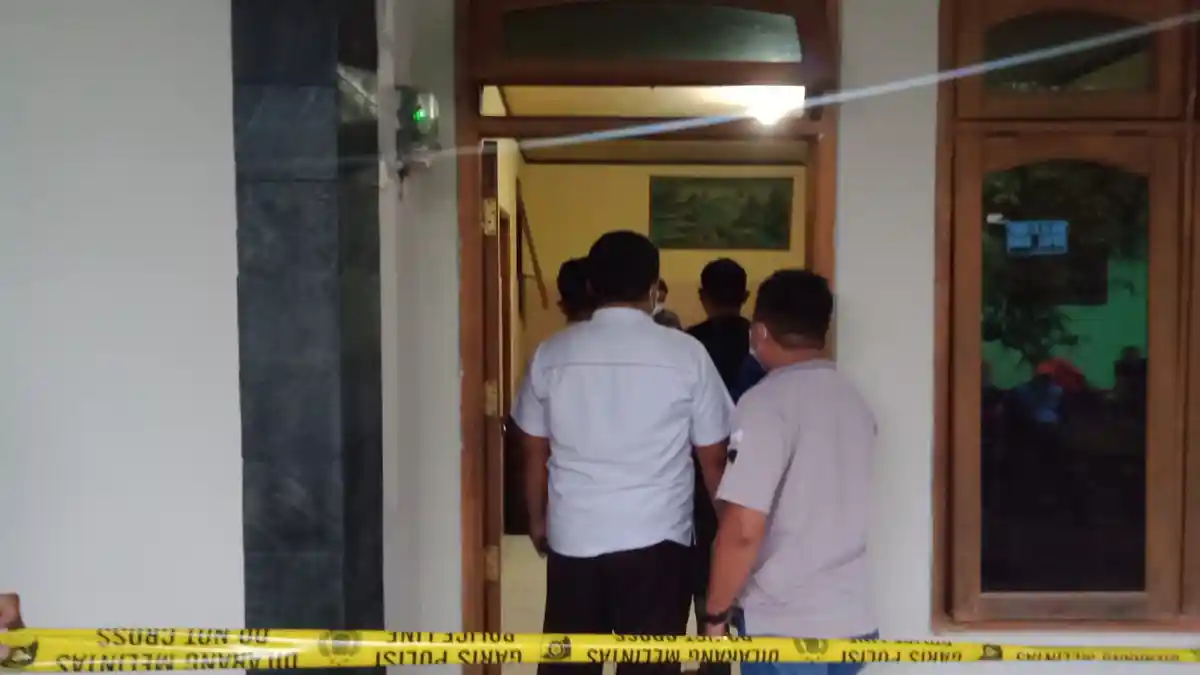 Pasuruan Geger, Wanita Ditemukan Tewas di Bak Mandi Villa Prigen, Dibunuh Suaminya?
