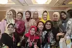 krisdayanti-pamer-foto-bersama-istri-ahmad-dhani-mulan-jameela-jelang-pelantikan-anggota-dpr-ri.jpg