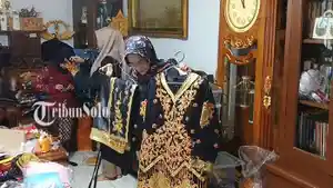 baju-pilihan-kartini.jpg