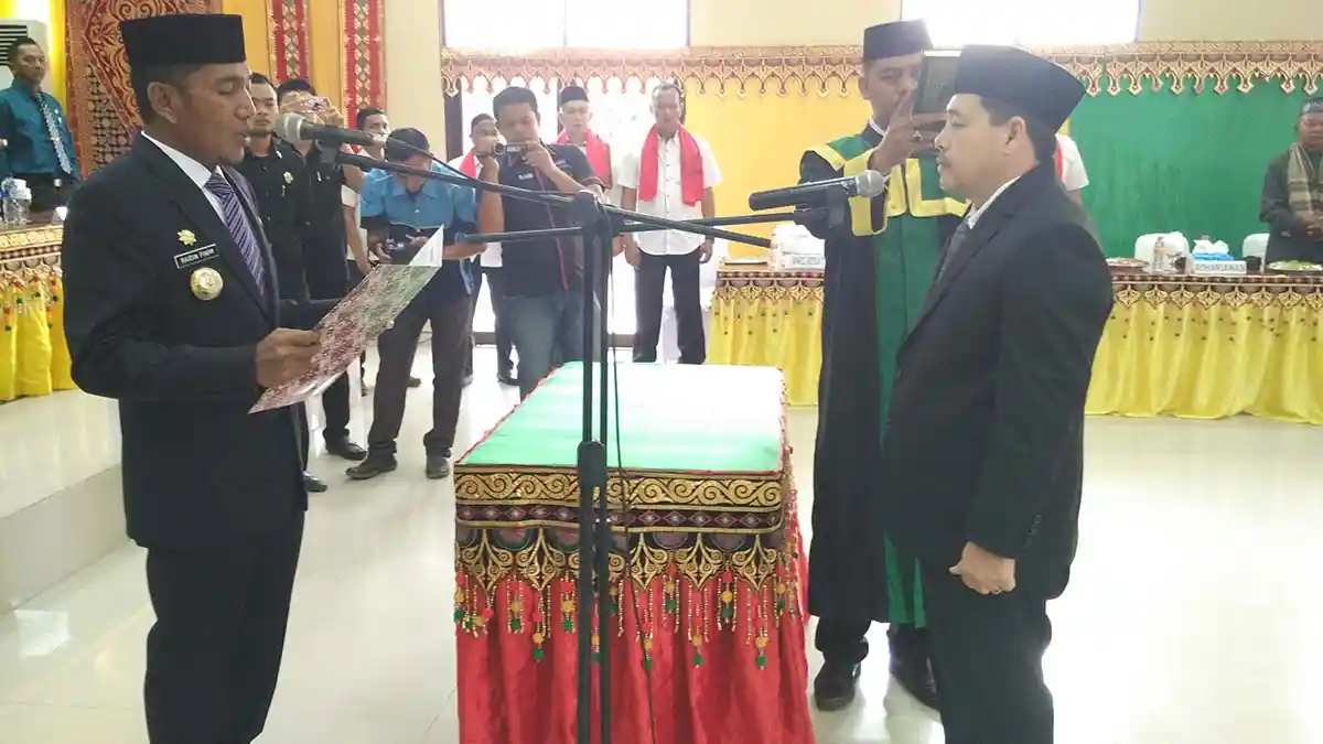 Bupati Raidin Lantik Mhd Ridwan Jadi Sekda Aceh Tenggara
