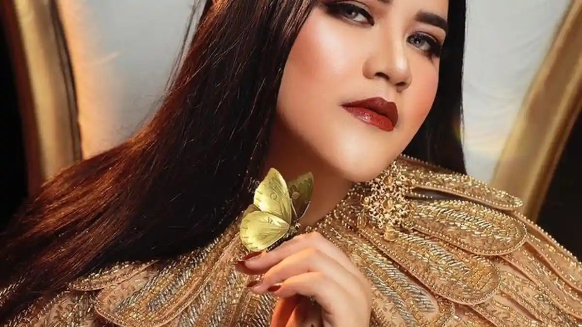 Bak Princess, Tampilan Terbaru Putri Presiden Kahiyang Ayu Jadi ...