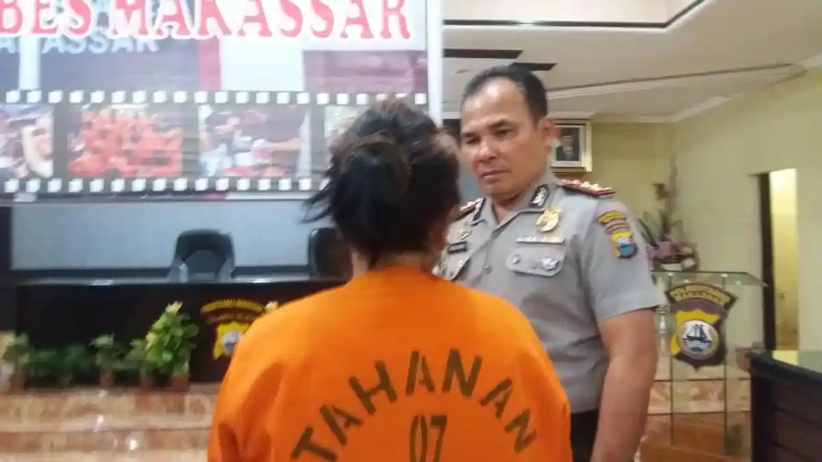 Polisi Ciduk IRT Penjual Gorengan di Tallo, Nyambi Jual PCC - sw1_20171006_152018.jpg