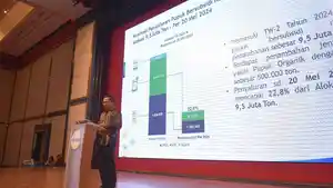 PT-Pupuk-Indonesia-sosialisasikan-penyaluran-pupuk-bersubsidi-kepada-sejumlah.jpg