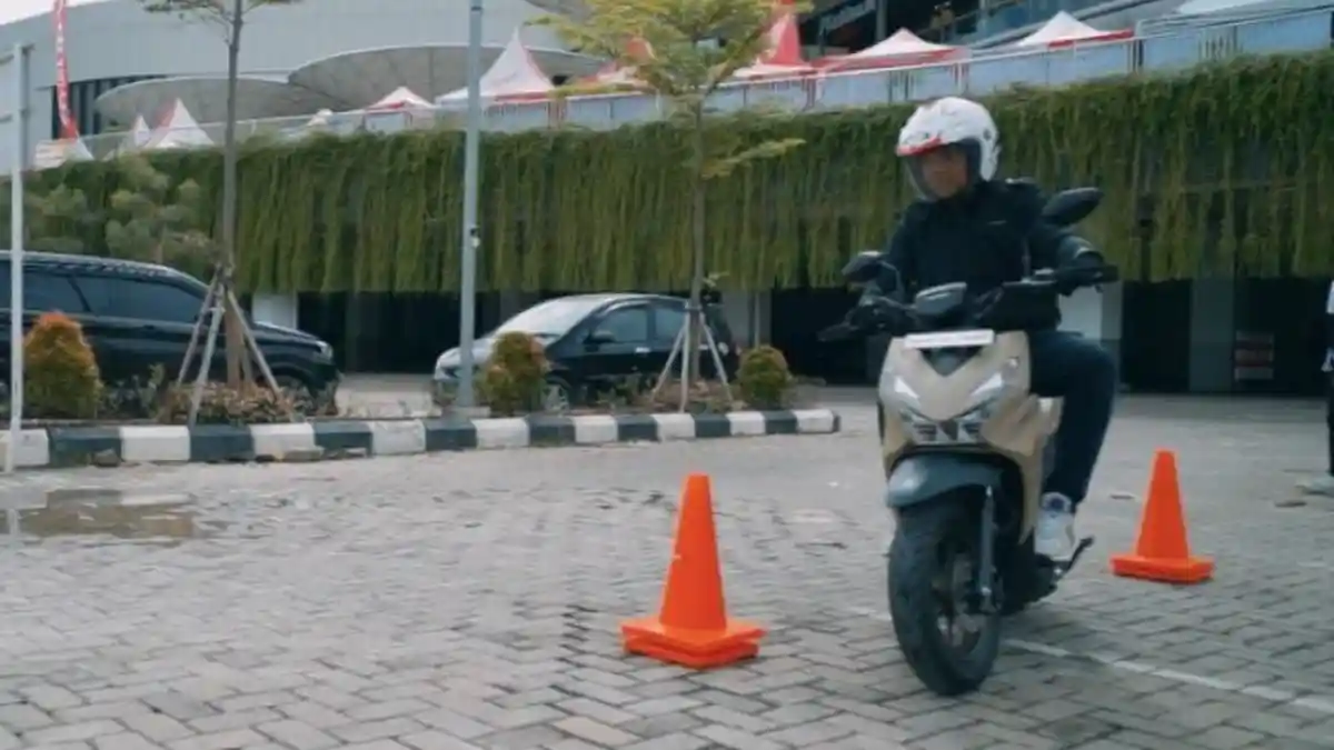 Komunitas di Asosiasi Motor Honda Lampung Meriahkan Beat Experience 2024 - Asosiasi-Motor-Honda-Lampung-jajal-sensasi.jpg