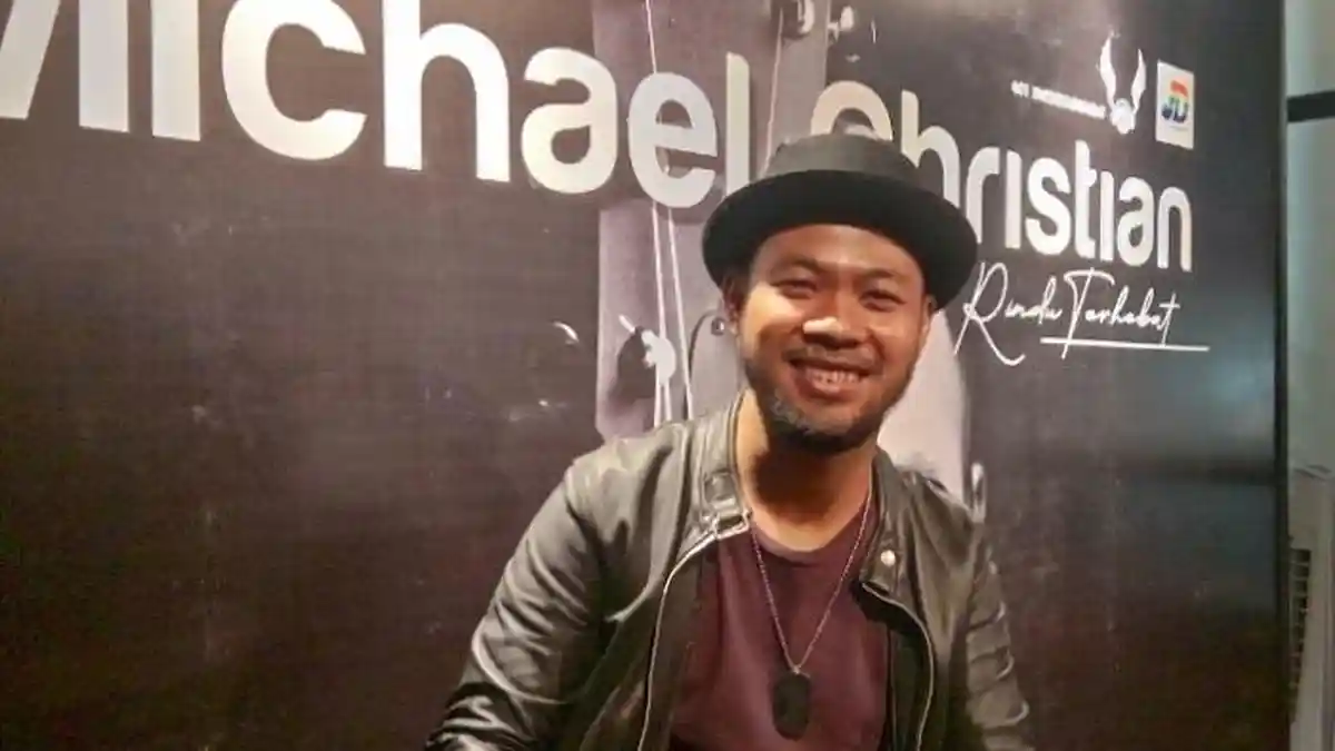 Gitaris Band D'Bagindas Rilis Single Solo
