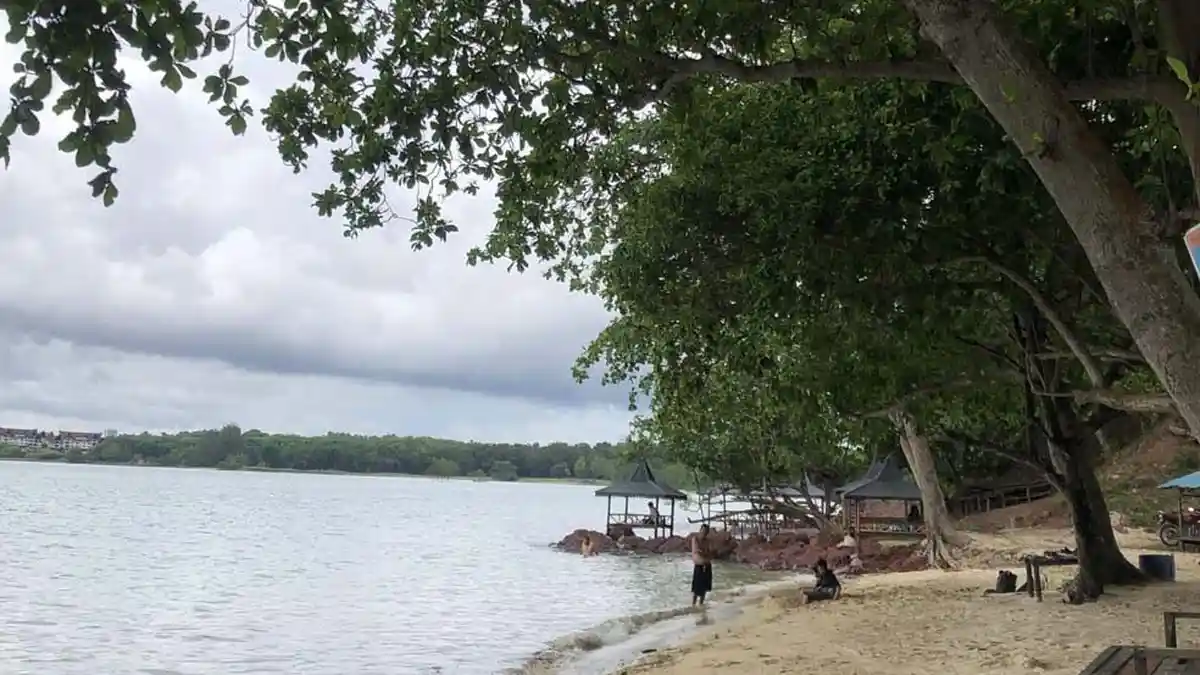 Pantai Dangas Batam Masih Dibuka Meski Sepi Pengunjung