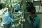 Penukaran Uang Jelang Lebaran di Bank Indonesia Palembang