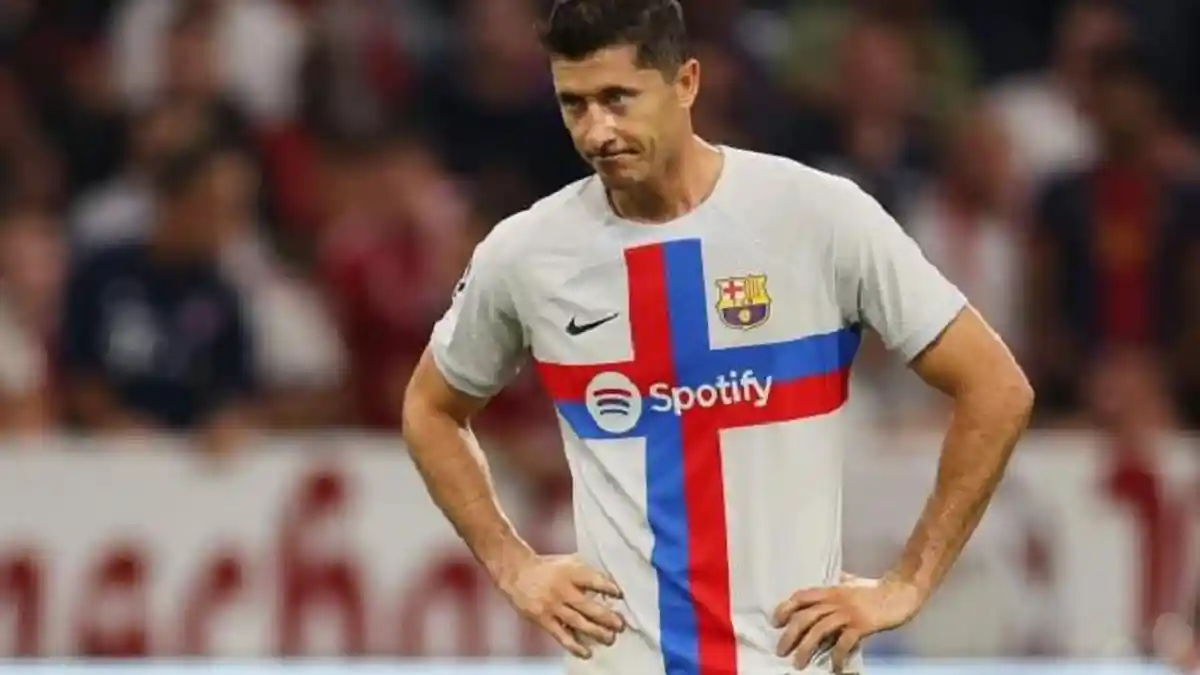 Merasa Malu Robert Lewandowski Cepat Tinggalkan Stadion Usai Bayern Munchen Tekuk Barcelona