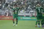 malik-risaldi-bertahan.jpg