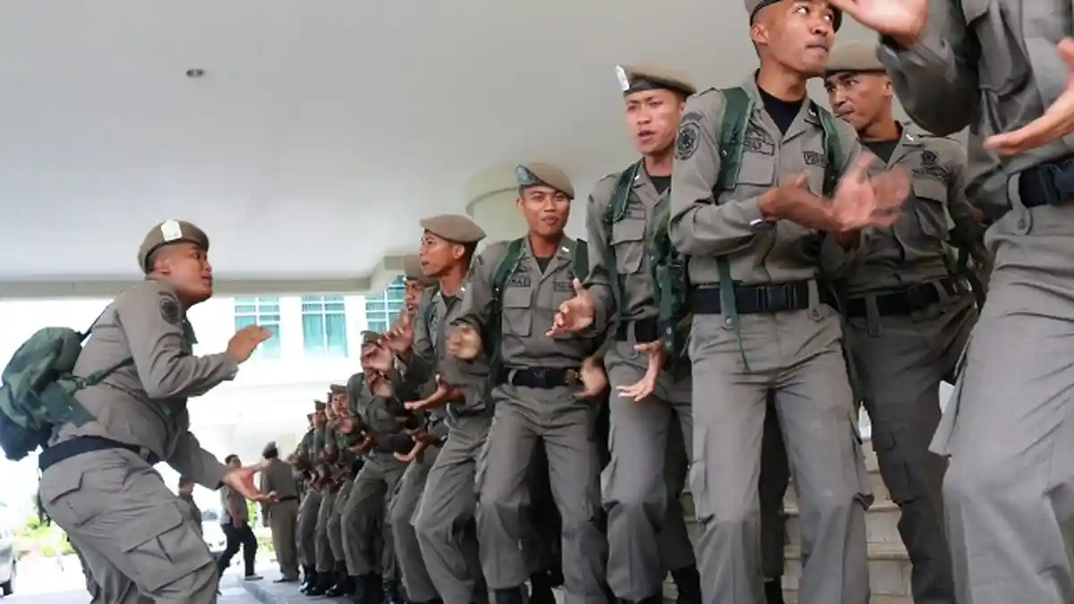 Atribut Linmas Penjaga TPS Terdistribusi, Satpol PP Kutim Siap Amankan Pilkada 2024