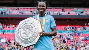 Bek-Manchester-City-Issa-Kabore.jpg