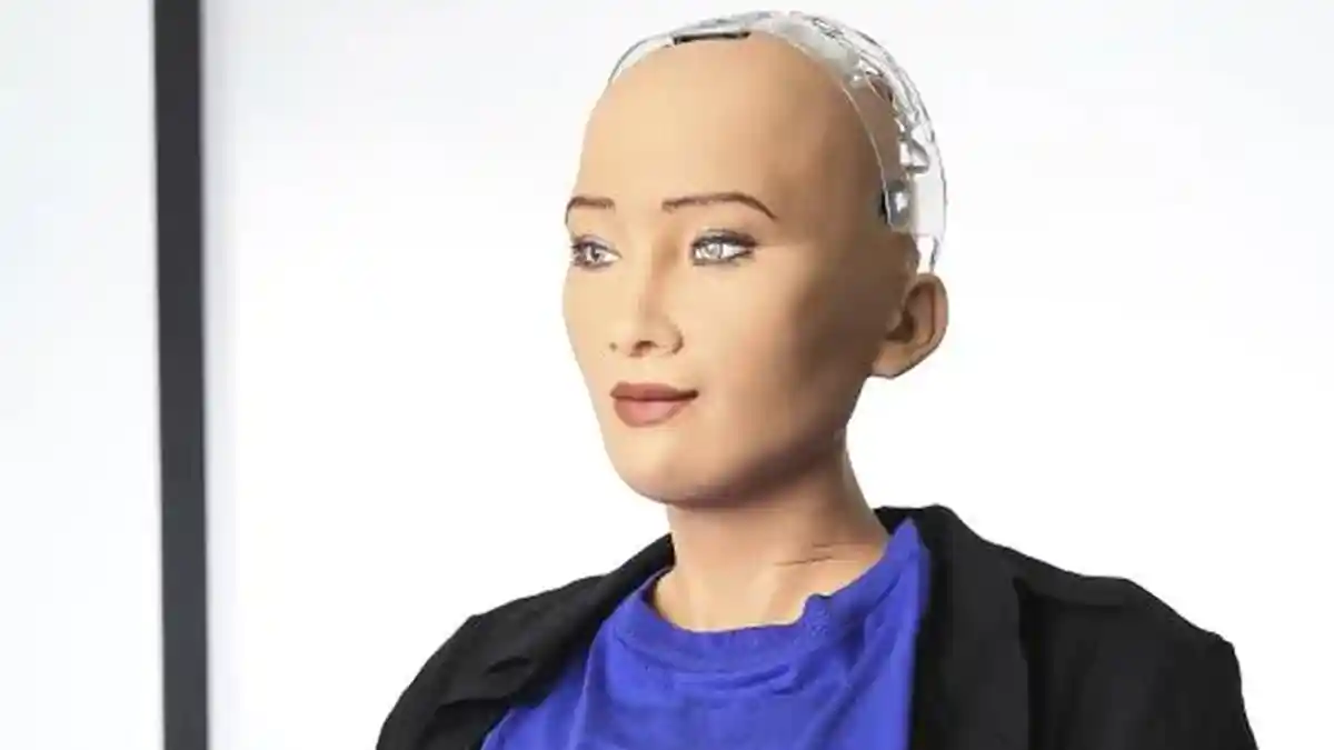Perusahaan Ini Tawarkan Rp 1,8 M Bagi Orang yang Bersedia Wajahnya Dijadiin Muka Robot, Tertarik?