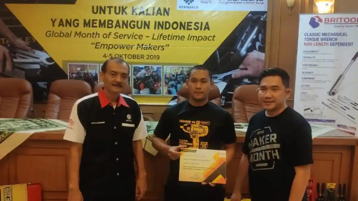 Stanley Black & Decker Latih 30 Anak Muda untuk Jadi Mekanik