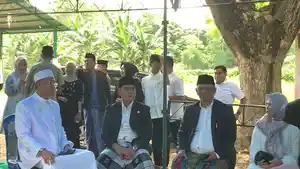Bupati-dan-Wakil-Bupati-Wajo-berkurban.jpg