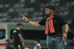 nil-maizar-tinggalkan-sumsel-united-dan-latih-semen-padang-fc.jpg