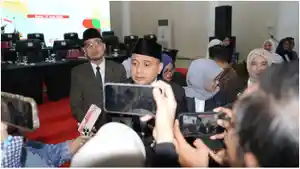 PIALA-DUNIA-Wali-Kota-Makassar-Munafri-Arifuddin-diwawancarai.jpg