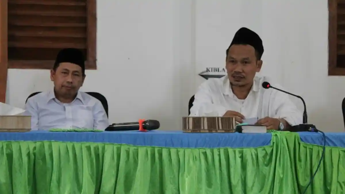 Dies Natalis Ke-2, Universitas Ivet Semarang Gelar Ngaji Bareng Gus Baha