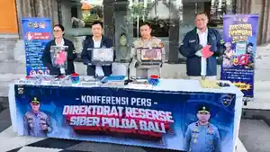 Konferensi-pers-pengungkapan-kasus-Judi-Online-di-Mapolda-Bali.jpg