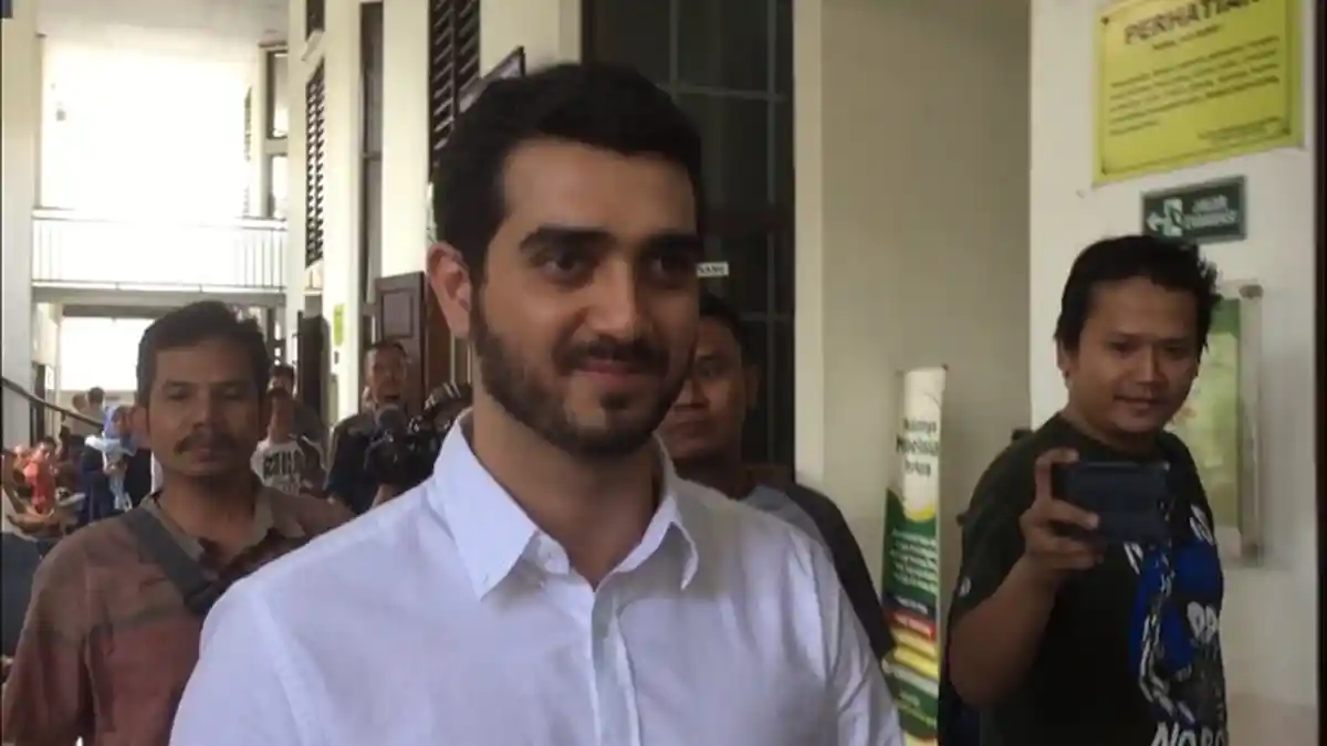 Kuasa Hukum Beberkan Sisa Hukuman yang Diterima Oleh Fachri Albar