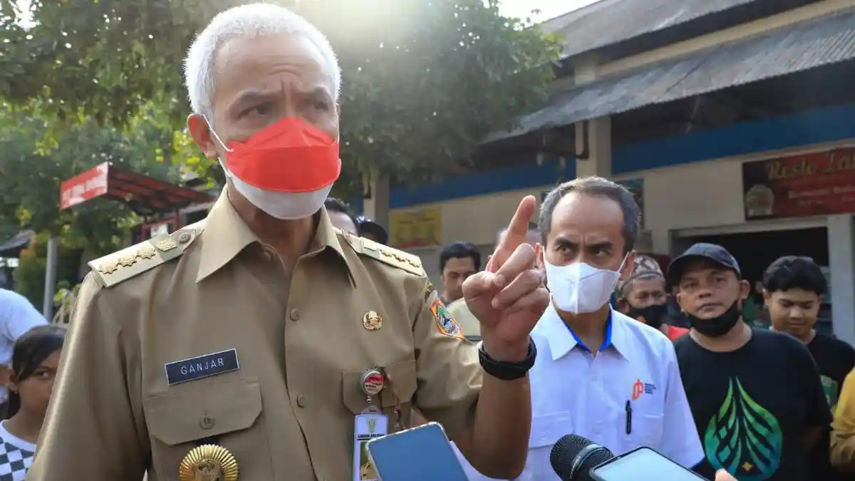 Ganjar Pranowo Sentil Penerima BLT Minyak Goreng Dipakai Jajan Rokok ...