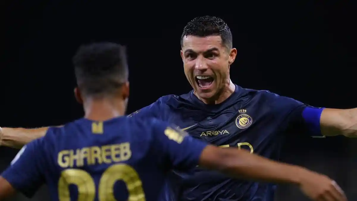 Eks Pelatih Lionel Messi Sebut Cristiano Ronaldo Masih Jadi Pemain Terbaik Dunia Saat Ini