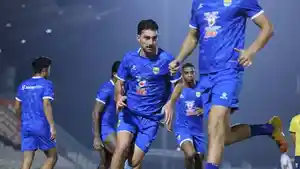an-PERSIB-Frans-Putros-berlatih-jelang-laga-t.jpg