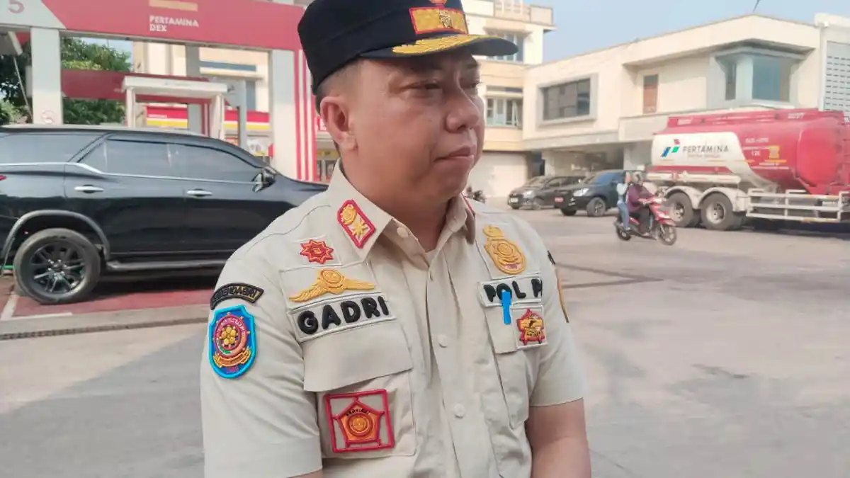 Satpol PP Duga Antrean Biosolar di Bandar Lampung Dipicu Kendaraan dari ...