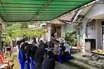 Ayah-Ibu-dan-Dua-Anaknya-Tewas-dalam-Tenda-Camping.jpg