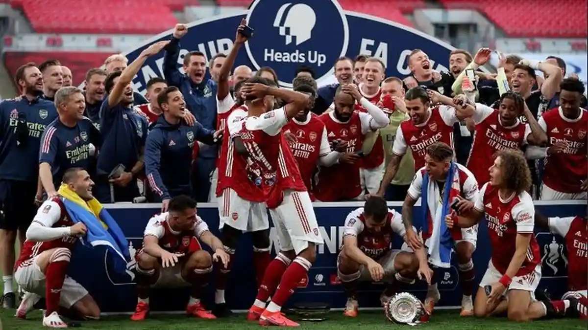 Dua Gol Aubameyang Bawa Arsenal Raih Gelar Juara Piala FA ke 14