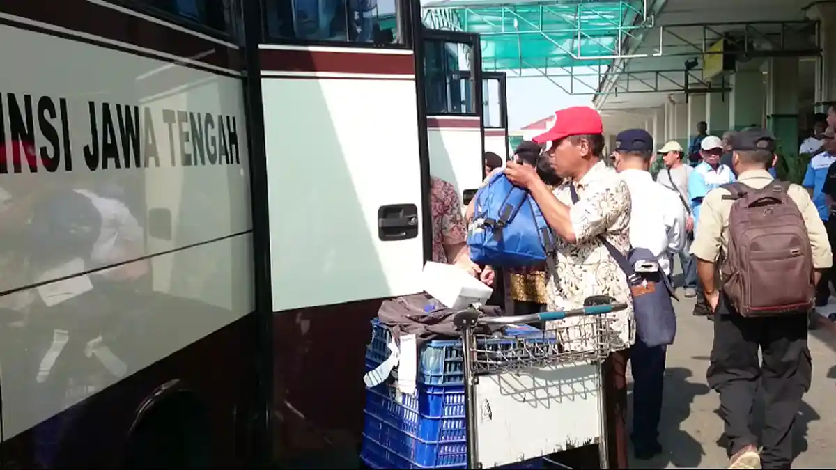 Anak-anak Eks Gafatar di Asrama Haji Donohudan Mulai Terserang Penyakit