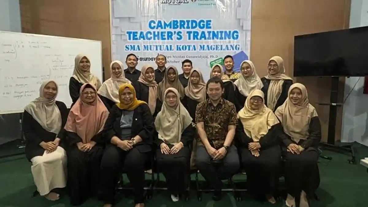 Guru SMA Mutual Magelang Ikuti Pelatihan Cambridge Teacher Training