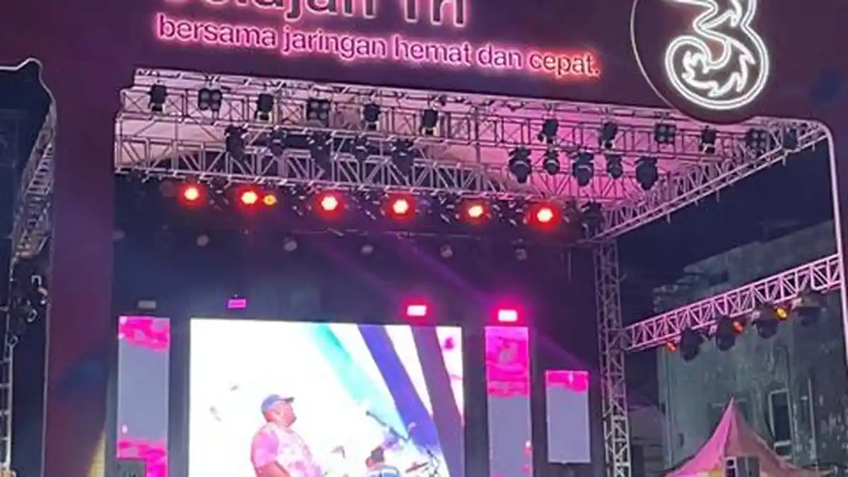 Meriah, Jelajah Happy Tri Fest di Waterpark Kupang